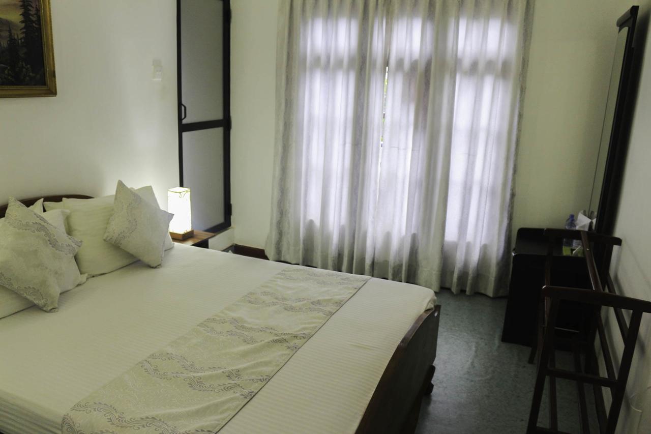 קנדי Yoho Travellers Residence מראה חיצוני תמונה